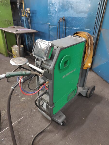 Tabletoidní svářečky se vzdalují profesionálním svářečům